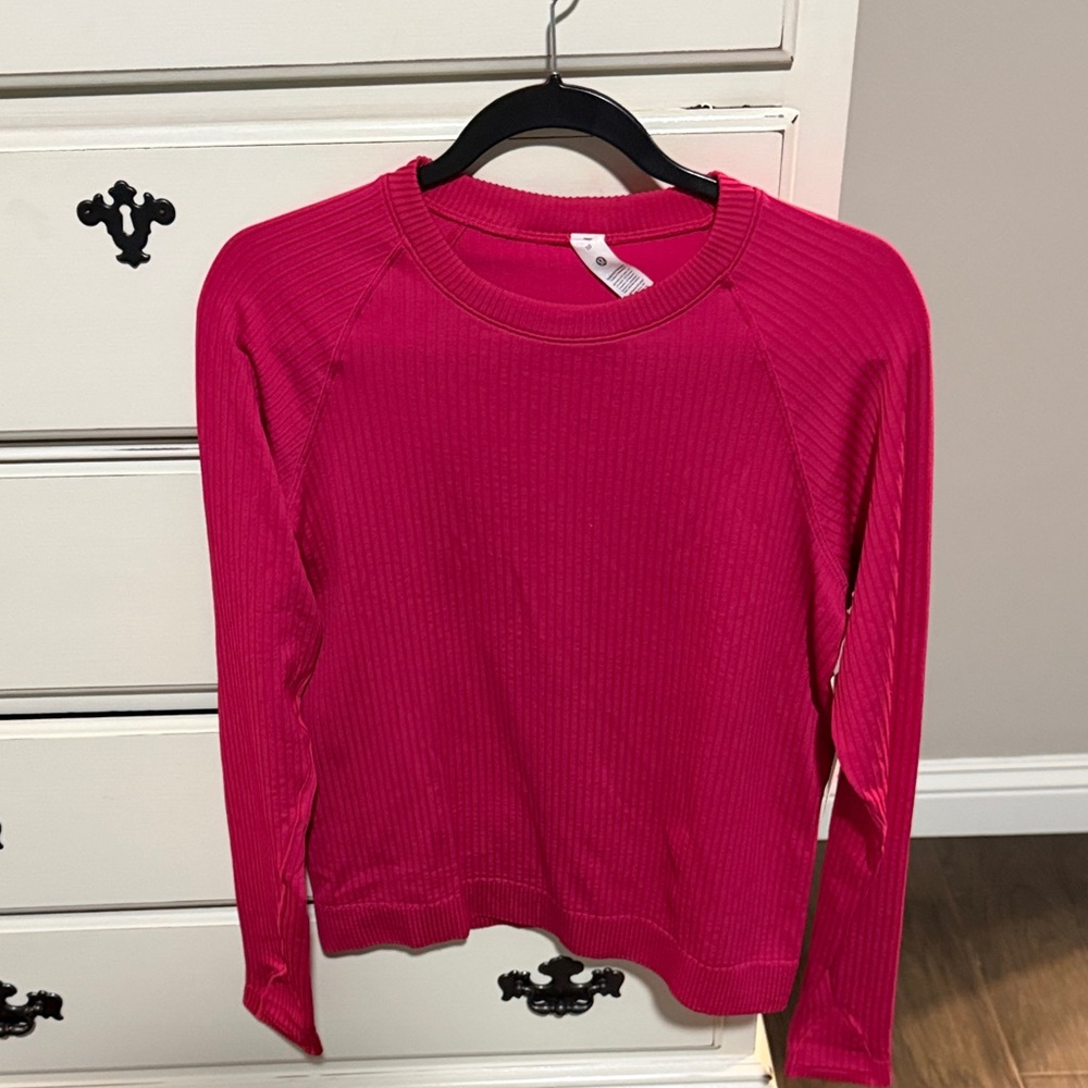 Women's Lululemon Pink Ribbed Pulliver